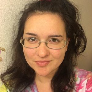 Meet your Posher, Monique